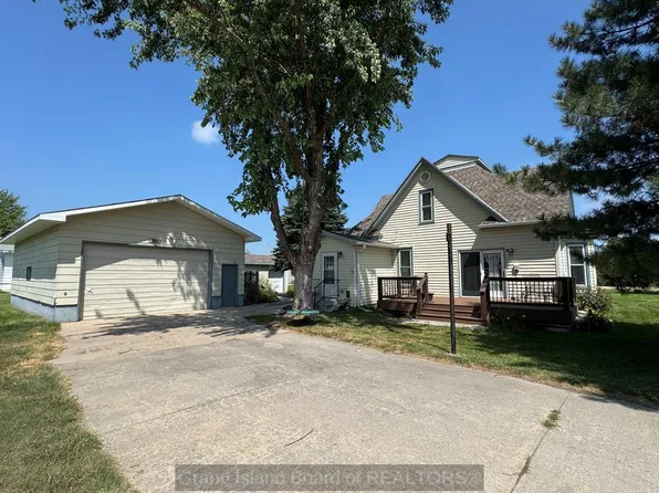 304 W 3rd St, Alda, NE 68810