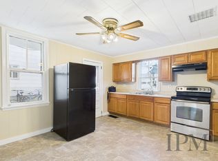 11 S Water St, Spring Grove, PA 17362