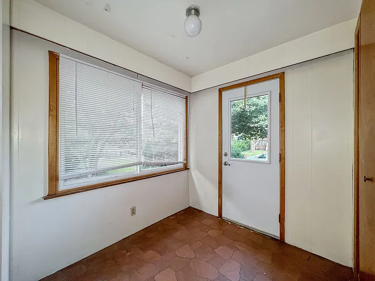 519 Welch Ave. — Photo 14