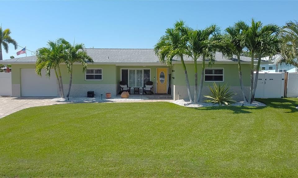 1st image of 2236 Lagoon Dr