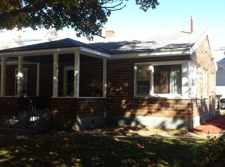 203 W Yates St, Newman, IL 61942