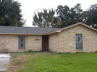12915 Southbridge Rd, Houston, TX 77047