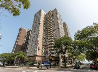 6301 N Sheridan Rd APT 3K, Chicago, IL