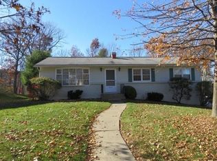 14 Elmwood Dr, Apalachin, NY 13732