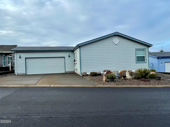 638 NE 54th St, Newport, OR 97365