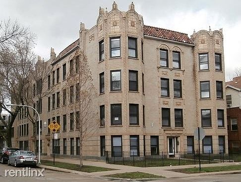 1st image of 1110 W Balmoral Ave