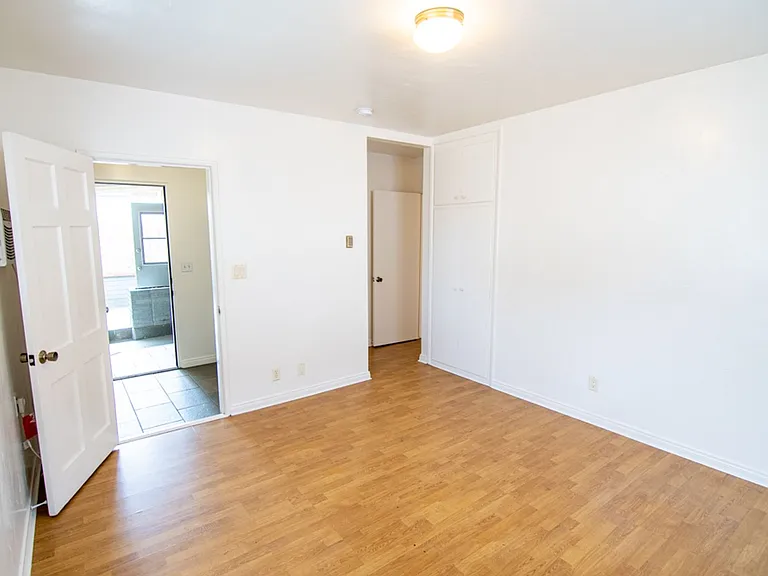 5434 Adams Ave — Photo 9