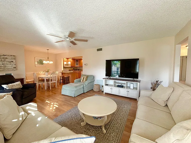 443 Pine Glen Ln #B-2 — Photo 8