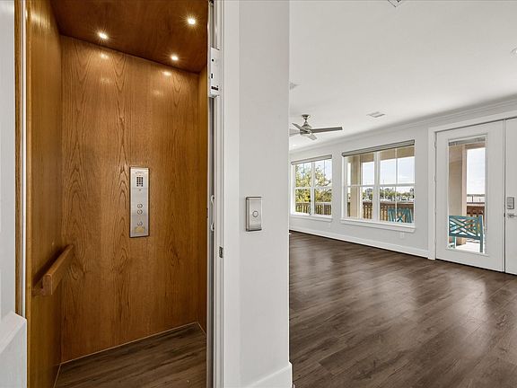 4th image of 2001 Ocean View Dr