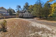 Claytons Ln-S2510-032.jpg