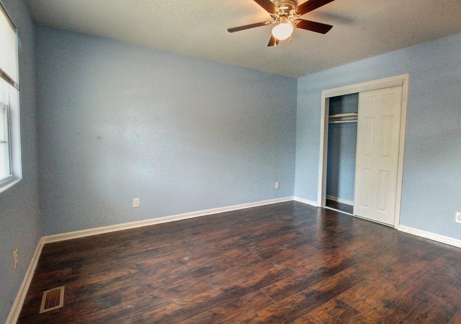 Quaint 2bd/1.5ba Duplex Less Than 1 Mile From Downtown Durham! — Photo 3