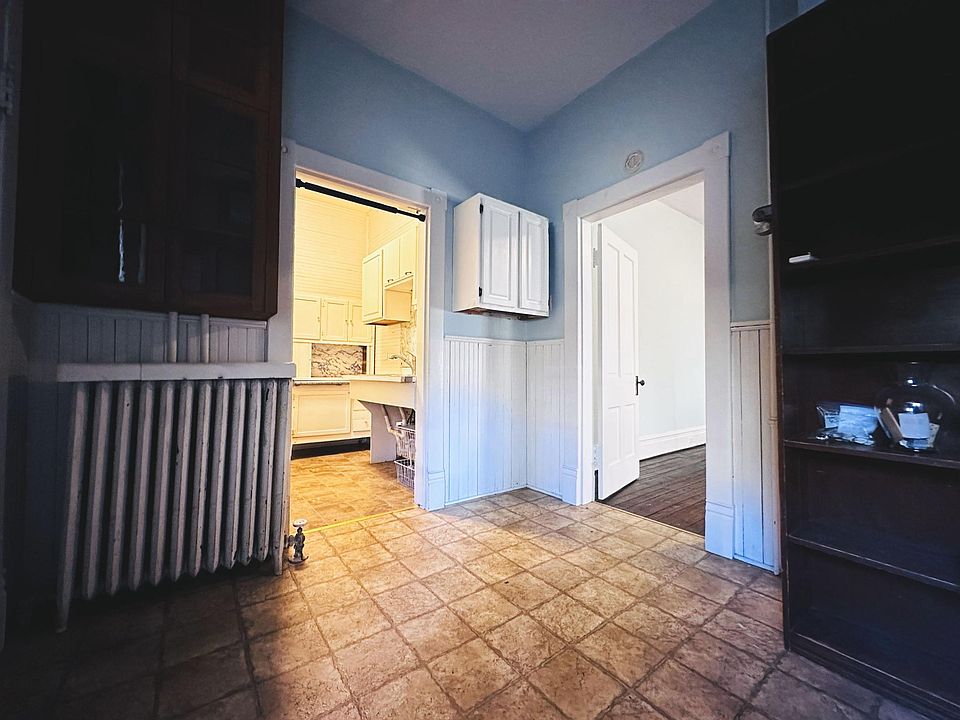 235 Kalorama St APT B, Staunton, VA 24401 Zillow
