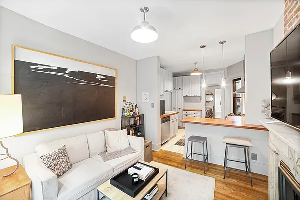 Rented by Oxford Property Group | media 3