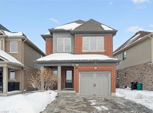 108 Steeplechase Way, Waterloo, ON N2K 0E7
