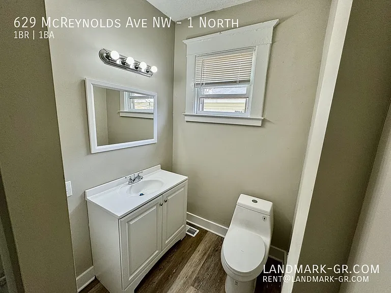 629 McReynolds Ave NW #1-N — Photo 4