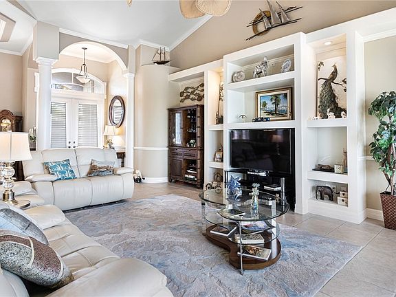 4th image of 8589 Southwind Bay Cir