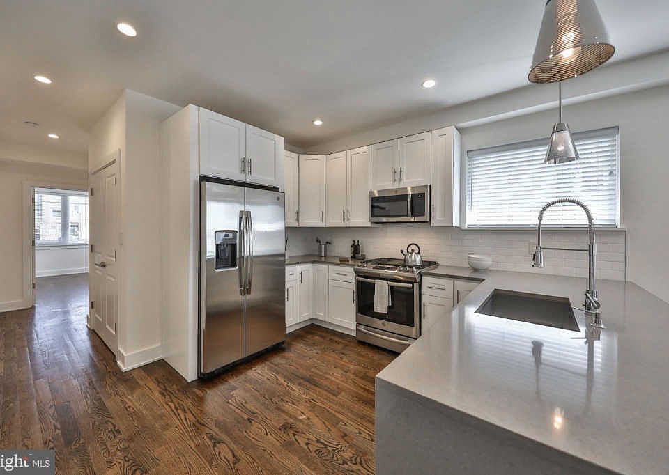 1st image of 955 Shackamaxon St #1