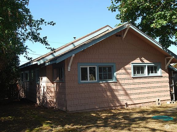 2nd image of 15009 Silcox Drive SW