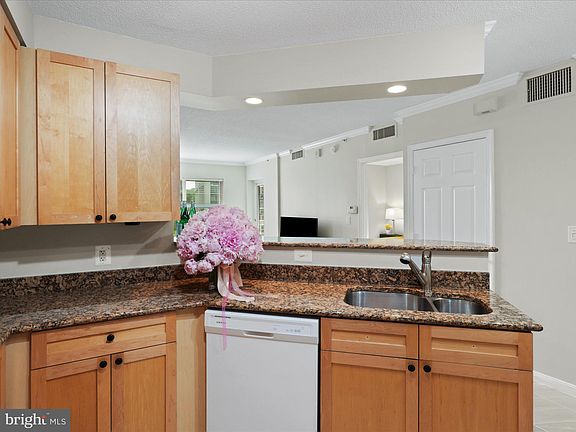 4th image of 3101 N Hampton Dr APT 602