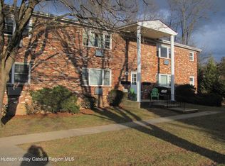 136 N Chestnut Street #19a, New Paltz, NY 12561