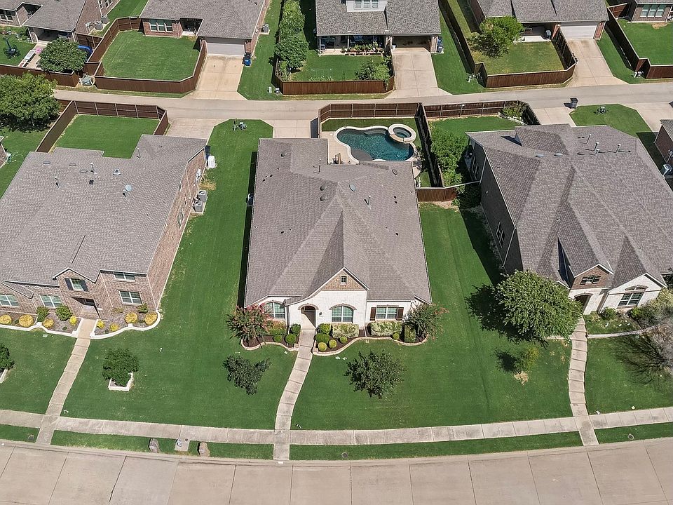 1st image of 1044 Enchanted Rock Dr