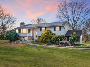 2152 Amlisa Rd, Nazareth, PA 18064