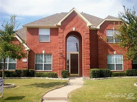 Excellent Curb Appeal