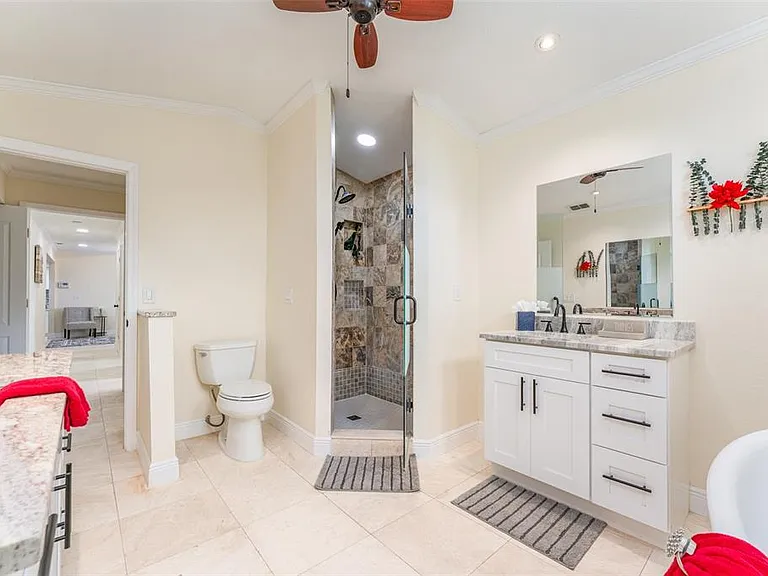 6151 Silver Oaks Dr — Photo 42