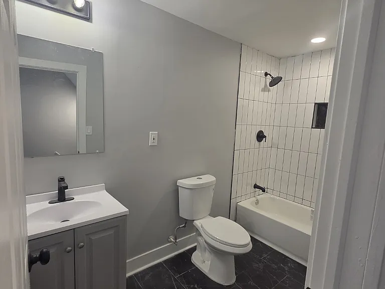 1505 McHenry St — Photo 5
