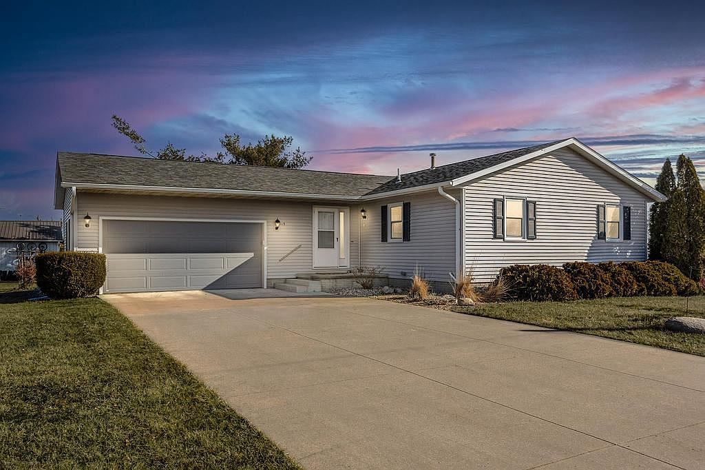119 Autumn St SW, Shellsburg, IA 52332 Zillow
