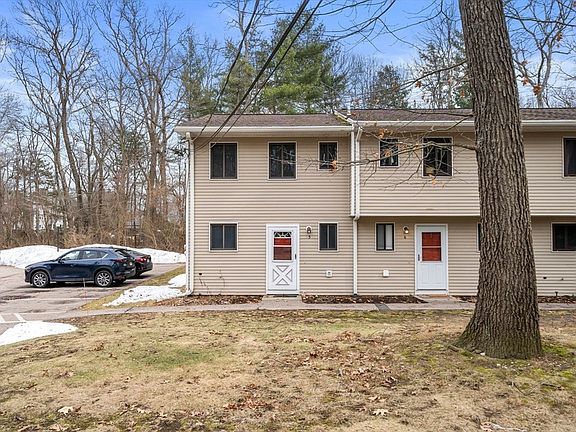 2nd image of 5 Liberty Rd Unit 5