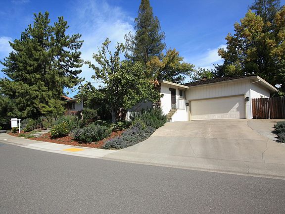 2nd image of 7769 Palmyra Dr