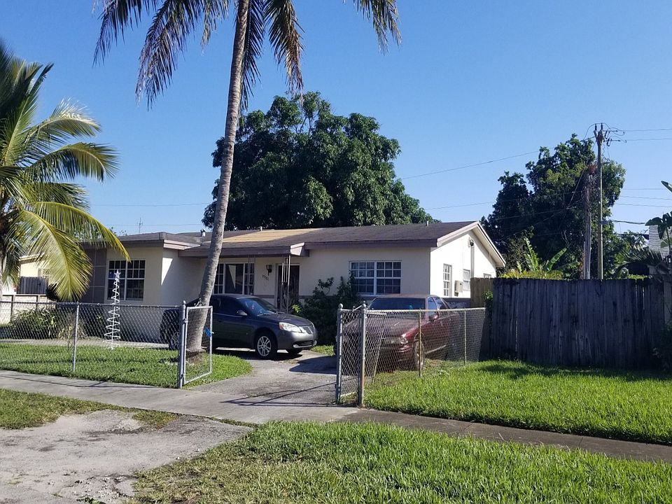 2nd image of 19301 NW 23rd Ave