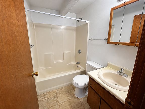 4th image of 433 Furnace Brook Pkwy #12