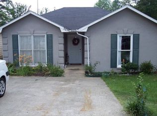 2211 Hunter Ct, Columbus, GA 31907