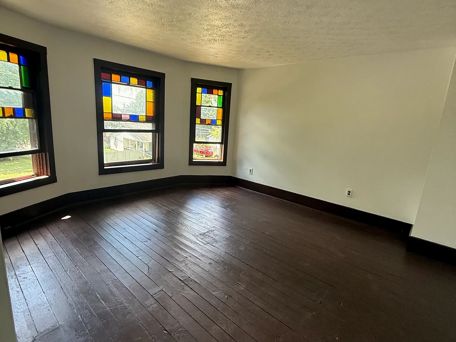 2 bed, 900 sqft, $900 — Photo 2