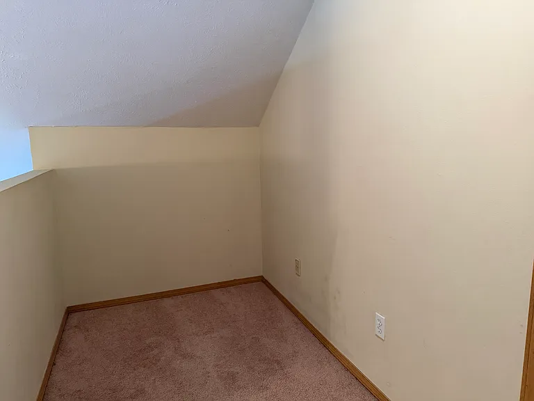 410 S Robert St — Photo 6