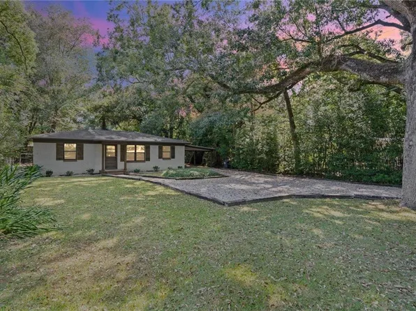 556 Middle St, Fairhope, AL 36532