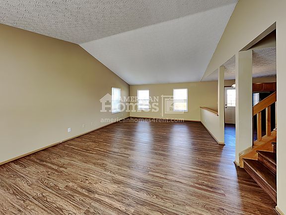 4th image of 7890 Fairfax Loop Dr