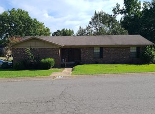 8511 Shiloh Dr, Mabelvale, AR 72103