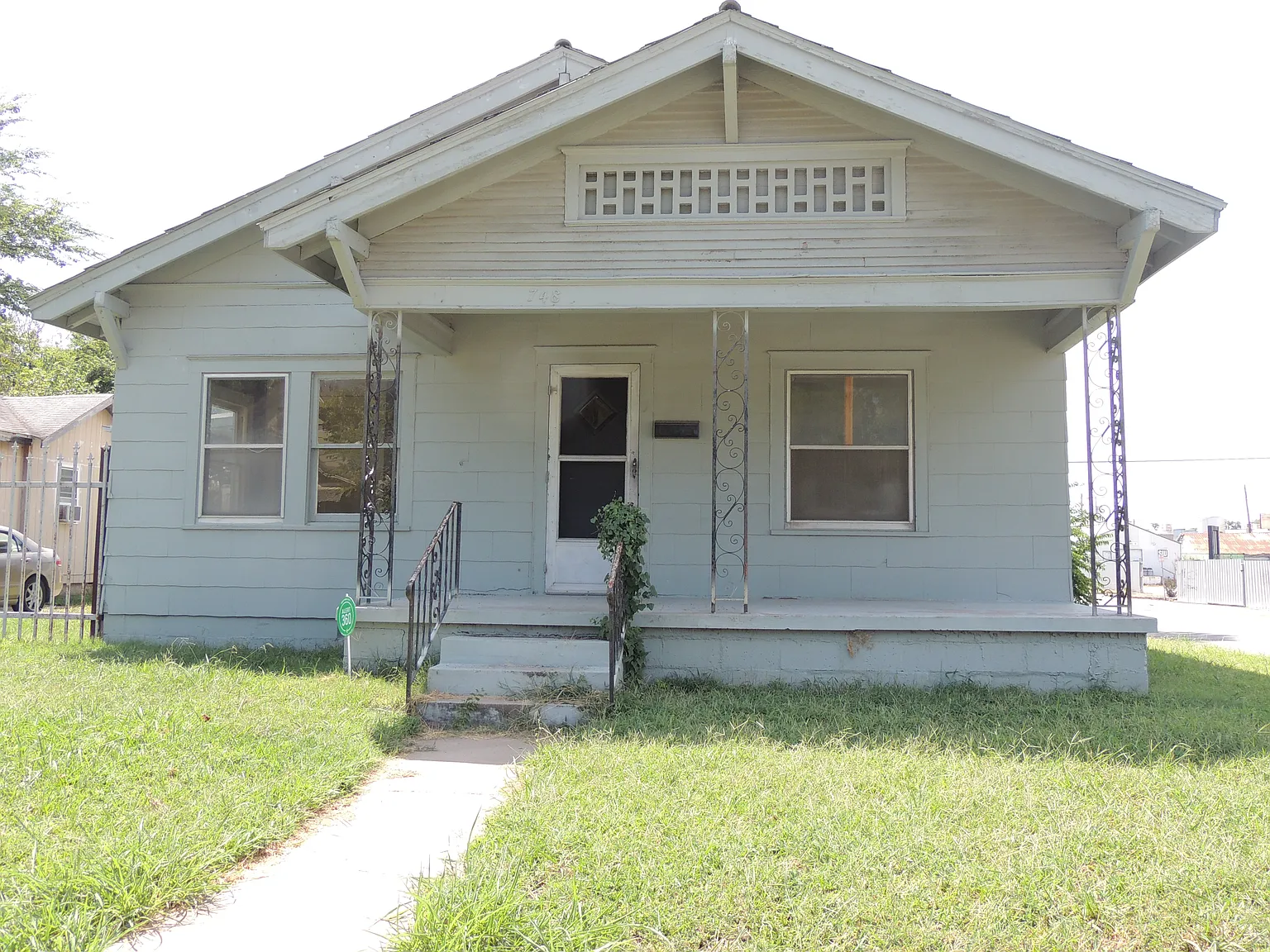 748 N. Atlanta Avenue — Photo 1