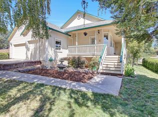 1733 American River Trl, Cool, CA 95614
