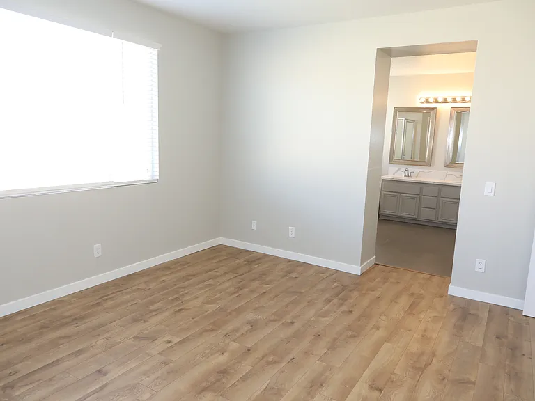 1559 W Avenue H4 — Photo 9