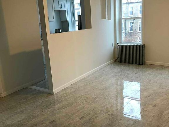 2nd image of 91A Somers St #2A