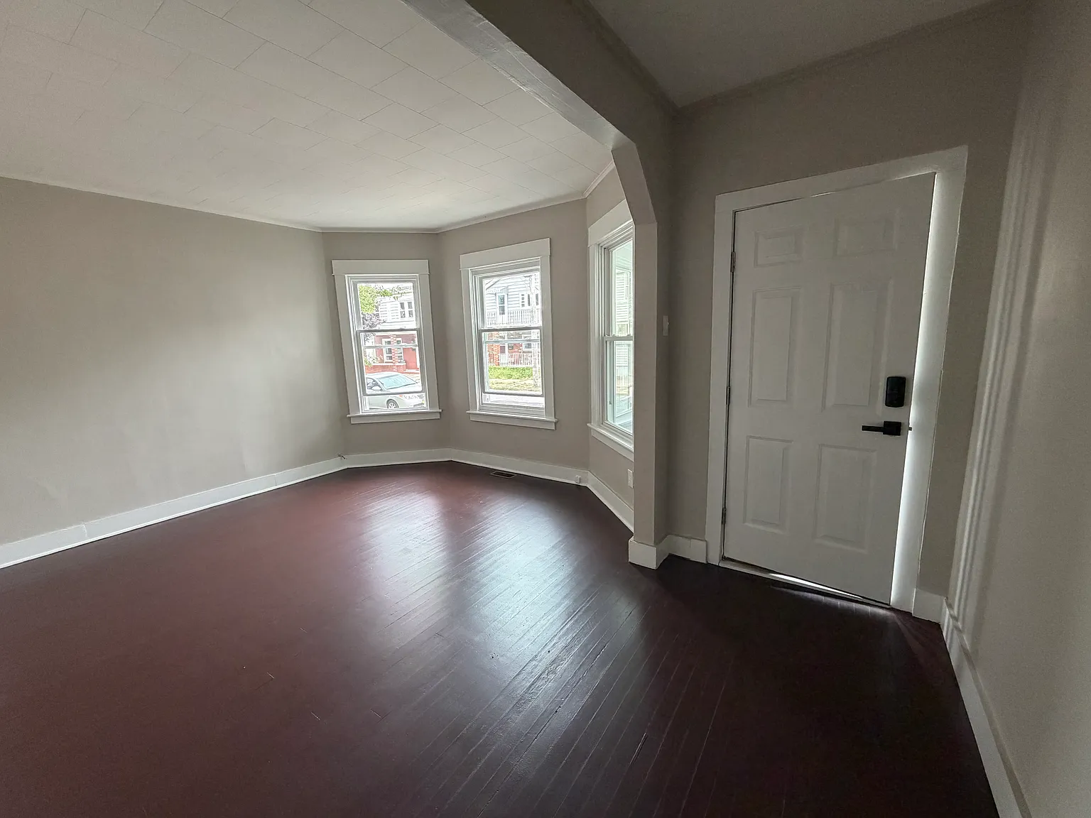 2 bed, 975 sqft, $1,850 — Photo 4