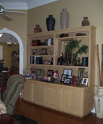 3rd image of 104 Lakepoint Cir