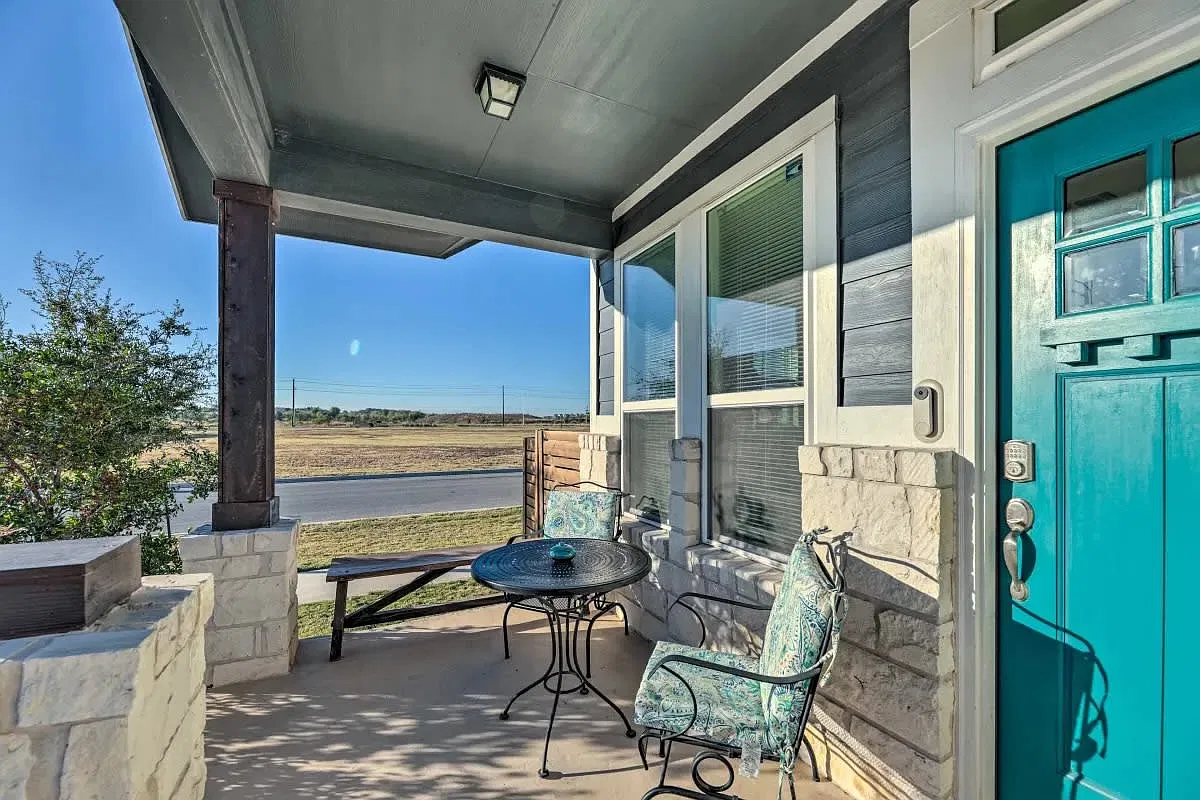 2 bed, $3,000 — Photo 3