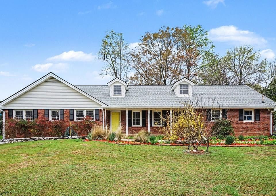 1st image of 2904 Williams Pl