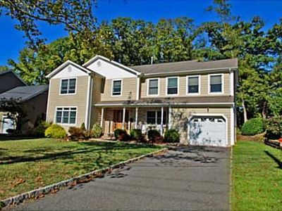 20 Jesmond Rd, Metuchen, NJ, 08840