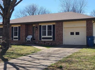 113 S Cedarwood Ave, Republic, MO 65738